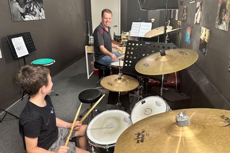 drum lessons redlands 800x600